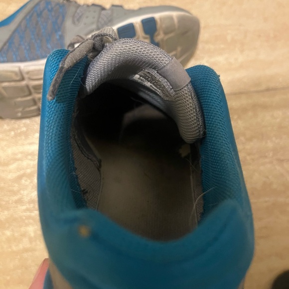 CLOSING used Reebok gym shoes size 13 men’s used worn - Picture 2 of 4